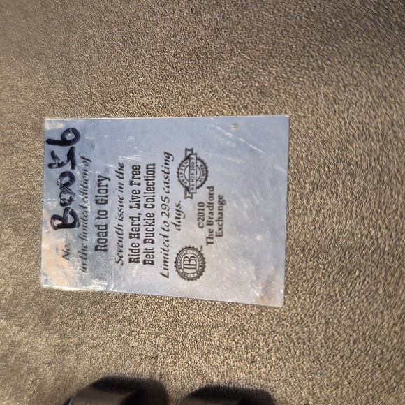 Eagle Ride Hard Live Free Belt Buckle - Picture 3 of 4